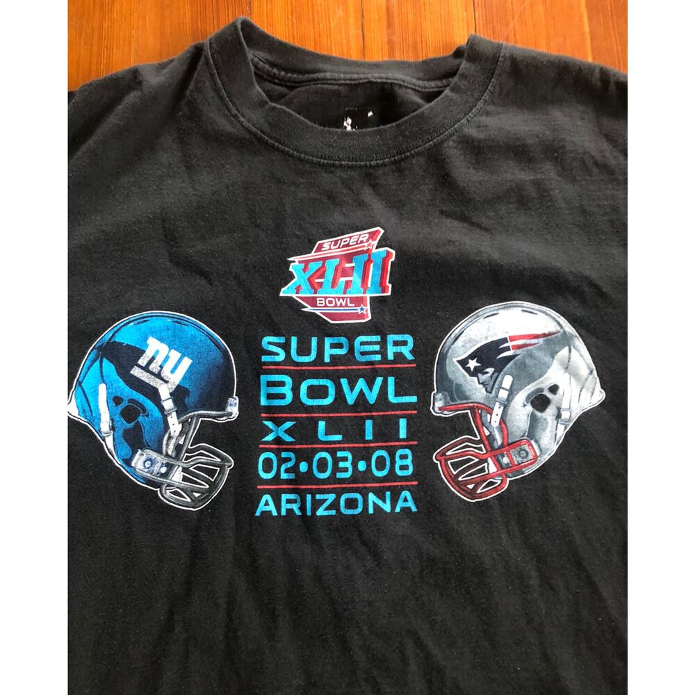 Vintage 2008 Super Bowl NY Giants - New England Patriots Shirt Brady/Manning Lrg